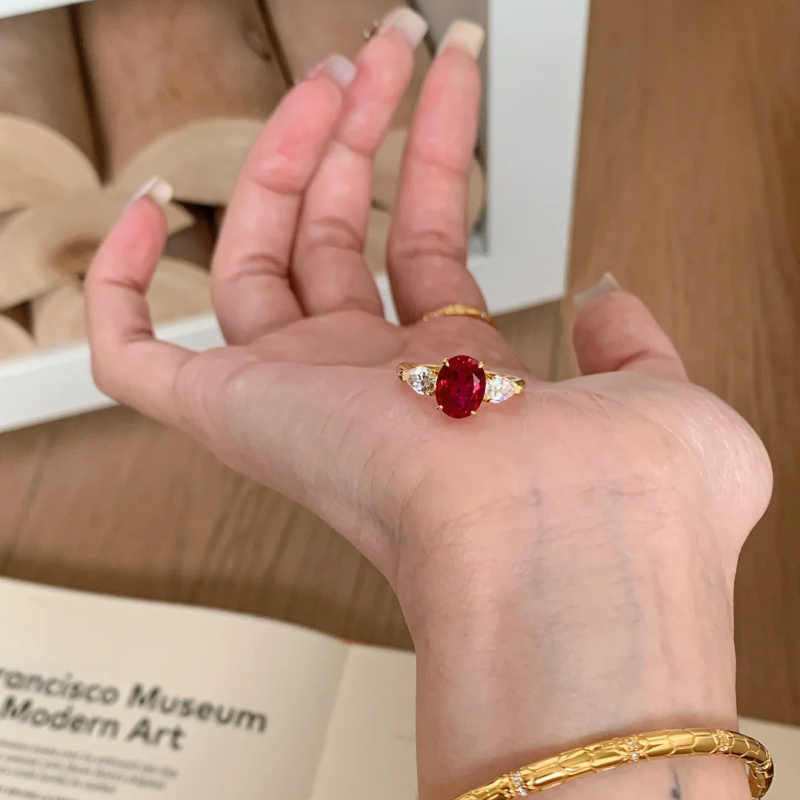 Natural 2-Carat Ruby Ring 18K  - Bar Cart Gold avis et prix