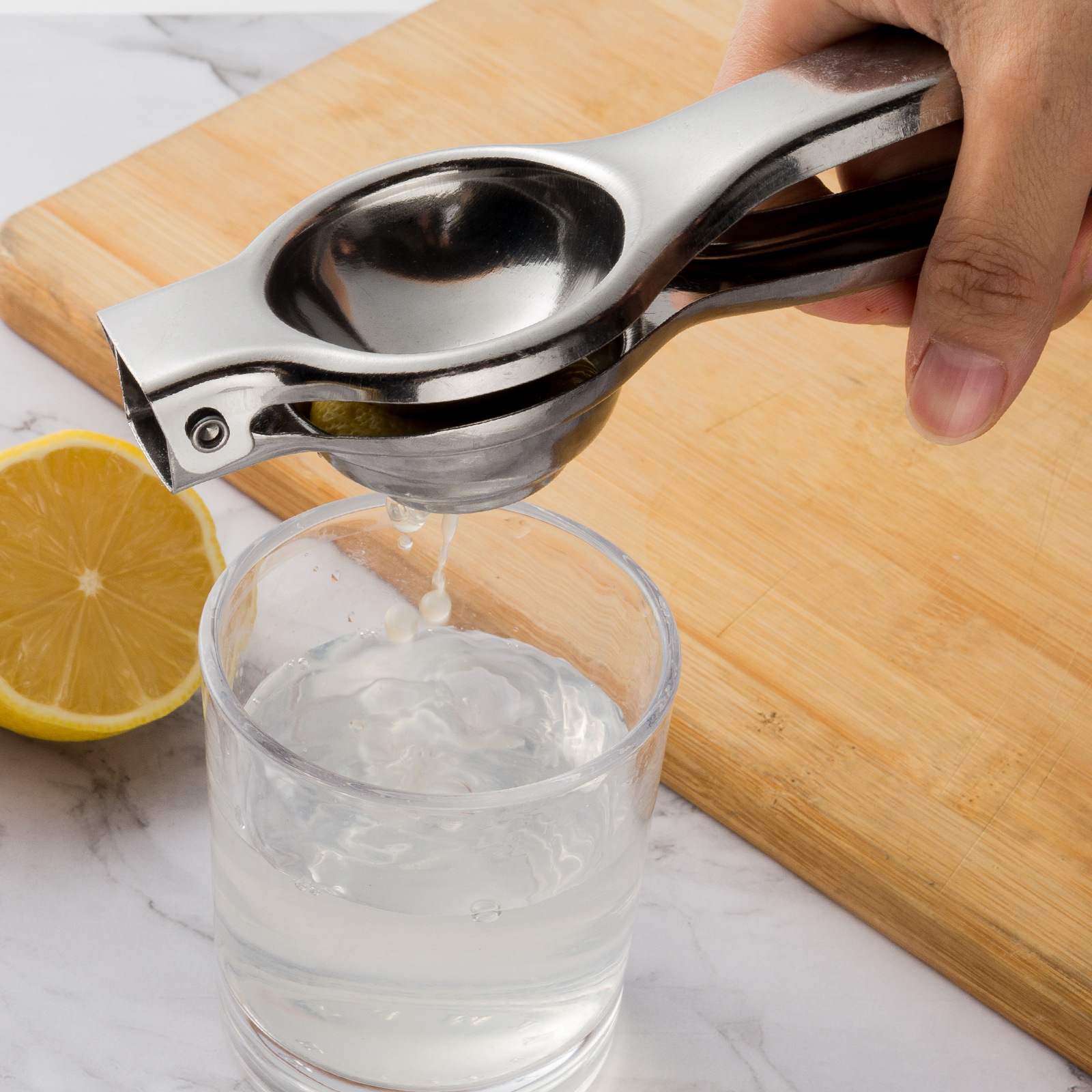 Stainless Steel Lime Squeezer  - Citrus Juicer Bar avis et prix