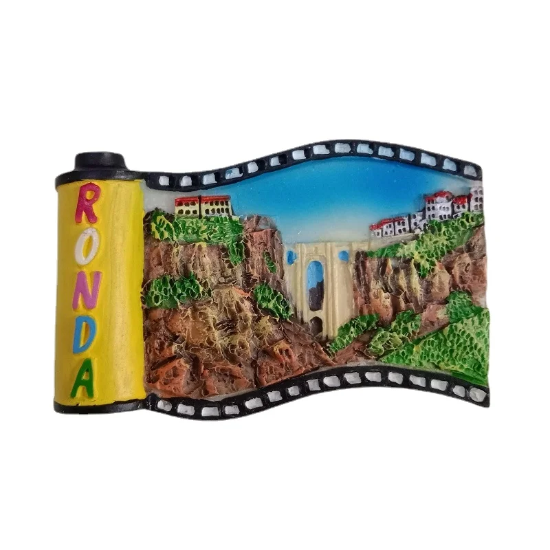 Spain Fridge Magnets Travellin - Home Barcelona avis et prix